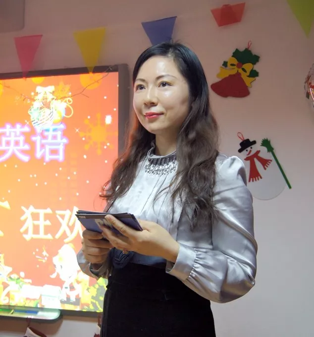 杨英女士